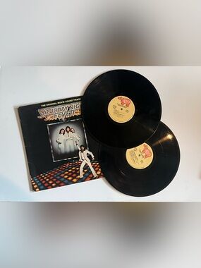 Saturday Night Fever Soundtrack Vintage 1977 2 LP Vinyl Record RS-2-4001⁠